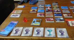 Wir haben unser erstes Artefakt geborgen und die Karten für das nächste sind auch schon bereit.